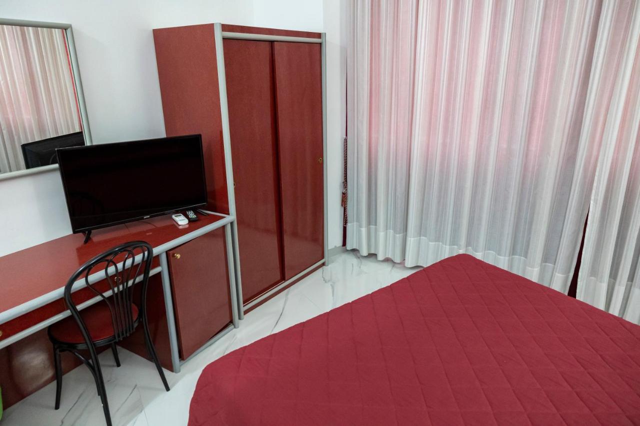 Hotel Sica 蒙特科尔维诺-罗韦拉 外观 照片